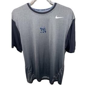 Nike Pro New York Yankees Gray Dri-FIT T-Shirt Men’s Size XL